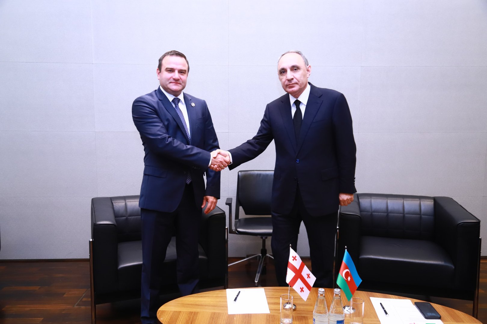საქართველოს გენერალური პროკურორი გიორგი გაბიტაშვილი აზერბაიჯანის რესპუბლიკის გენერალურ პროკურორს, კამრან ალიევს შეხვდა.